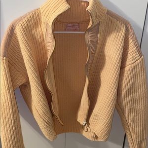 zip up knitted sweater